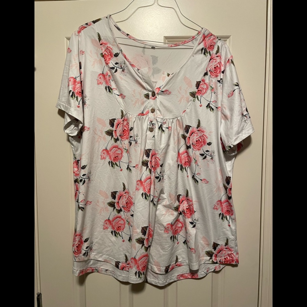 Floral Top with Button Detail